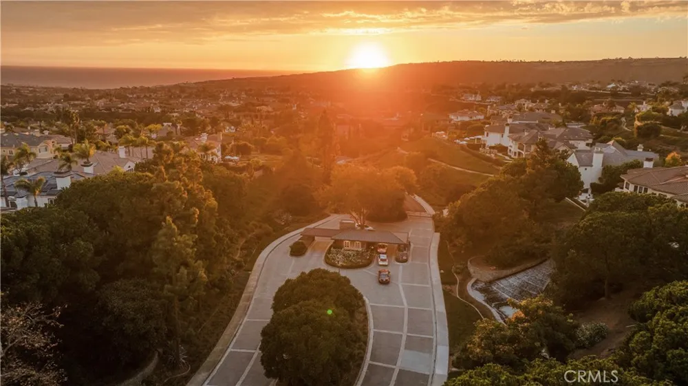 14 Pembroke Ln Laguna Niguel, CA 92677