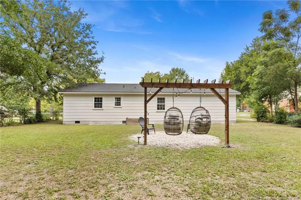 4937 Ellsworth Drive Fayetteville, NC 28304
