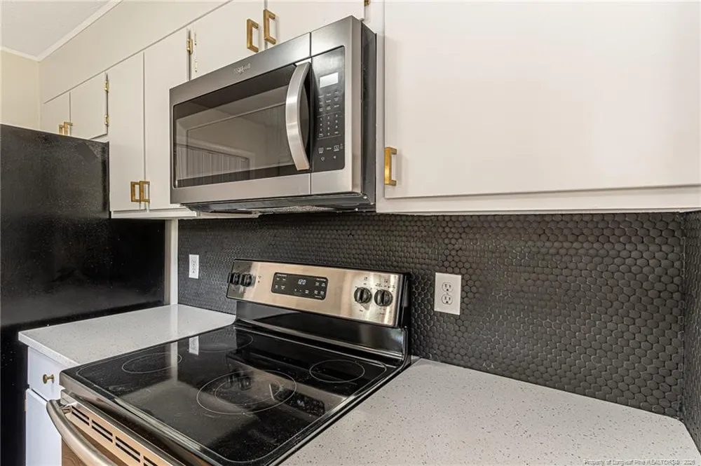 7585 FOX FERN DRIVE Fayetteville, NC 28314