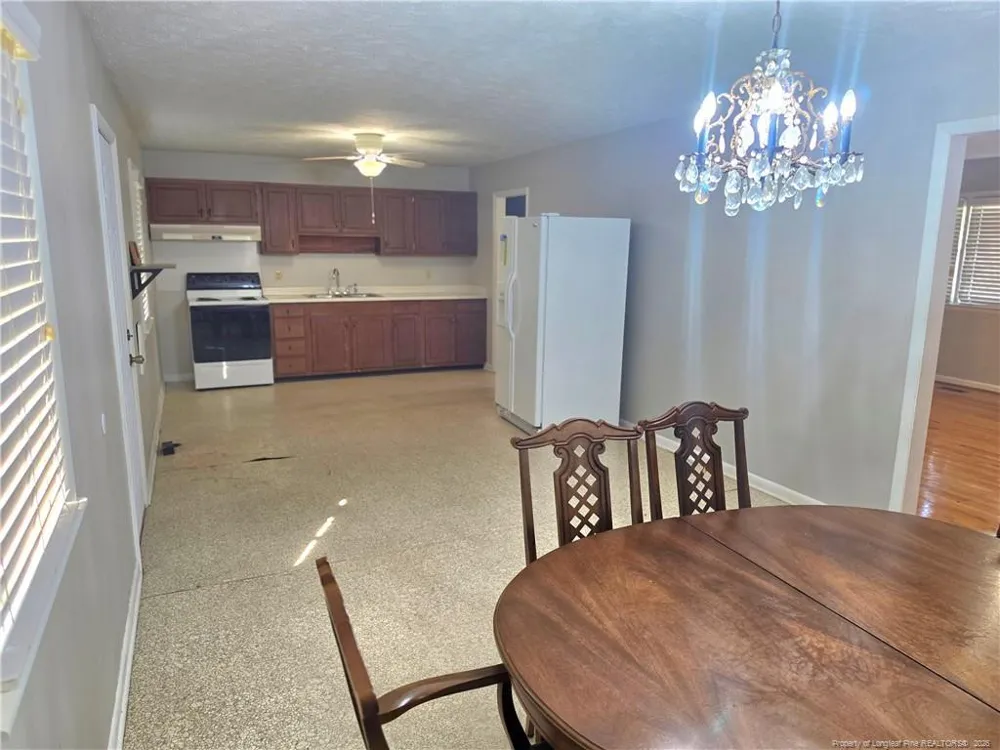 111 Chloe Drive Fayetteville, NC 28301