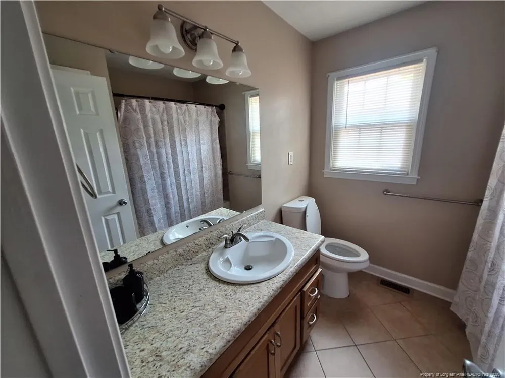 3752 Masters Drive Hope Mills, NC 28348