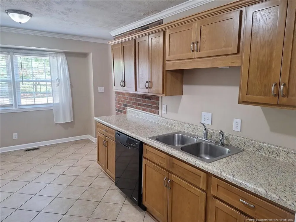 3752 Masters Drive Hope Mills, NC 28348