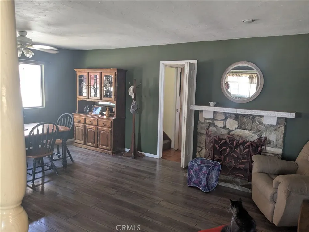 8252 Fontainbleau Way Cypress, CA 90630