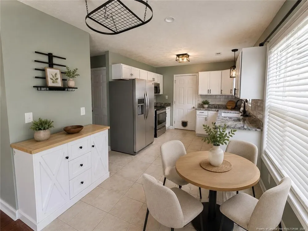 18 Boston Harbor Cameron, NC 28326