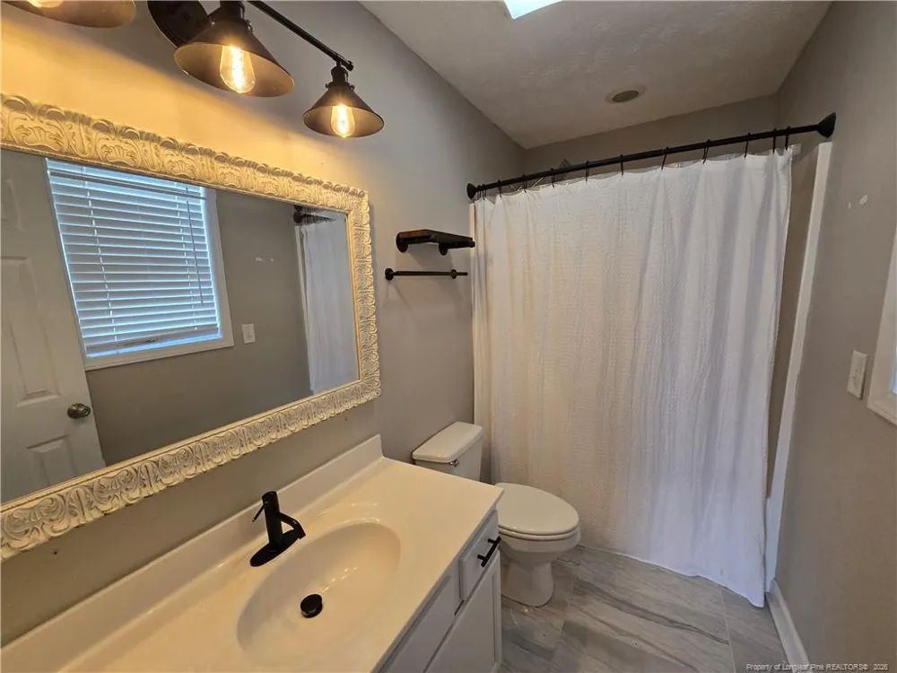18 Boston Harbor Cameron, NC 28326
