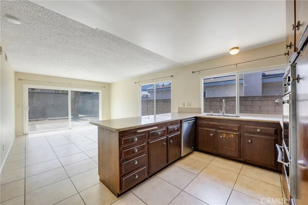 5452 Festival Circle La Palma, CA 90623