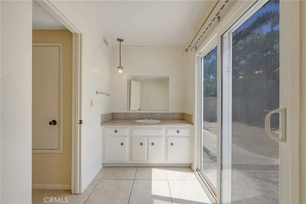 5452 Festival Circle La Palma, CA 90623