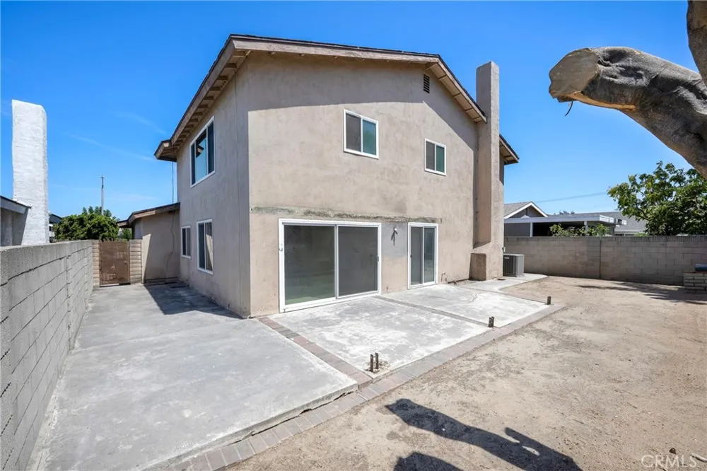 5452 Festival Circle La Palma, CA 90623