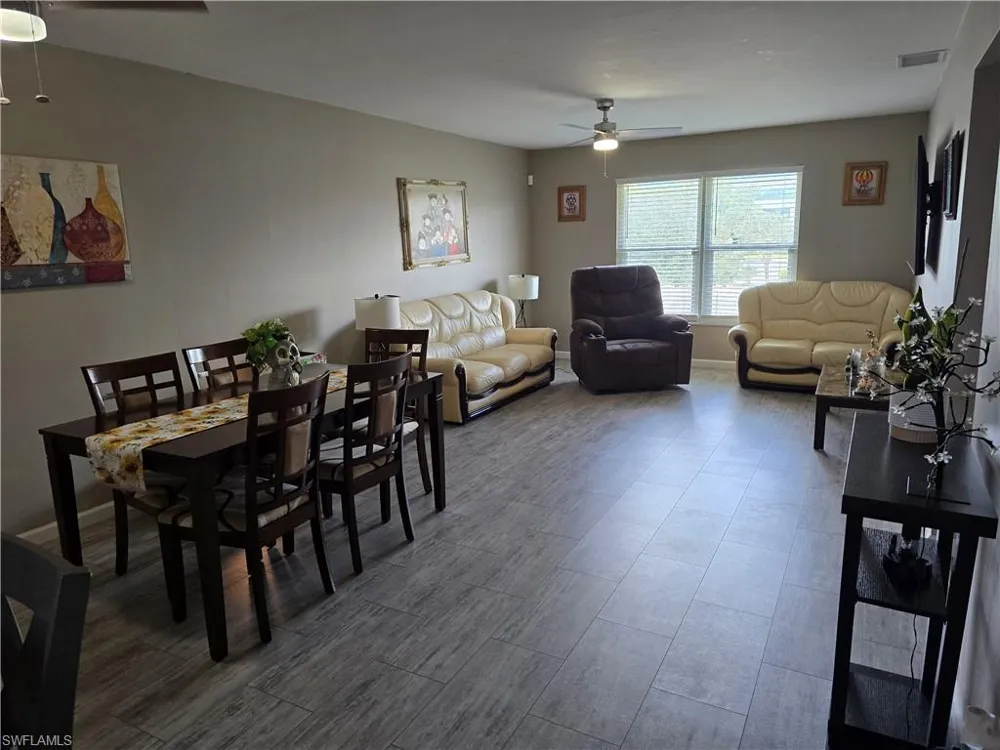 1617 SE 26th Street #202 Cape Coral, FL 33904