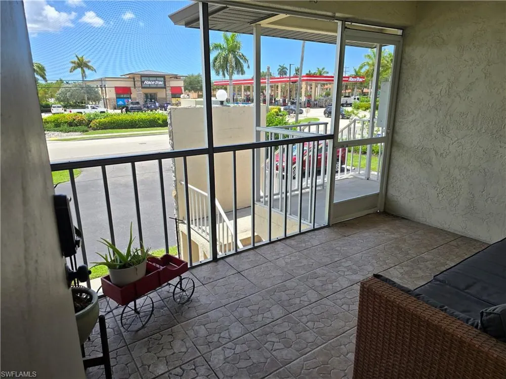 1617 SE 26th Street #202 Cape Coral, FL 33904