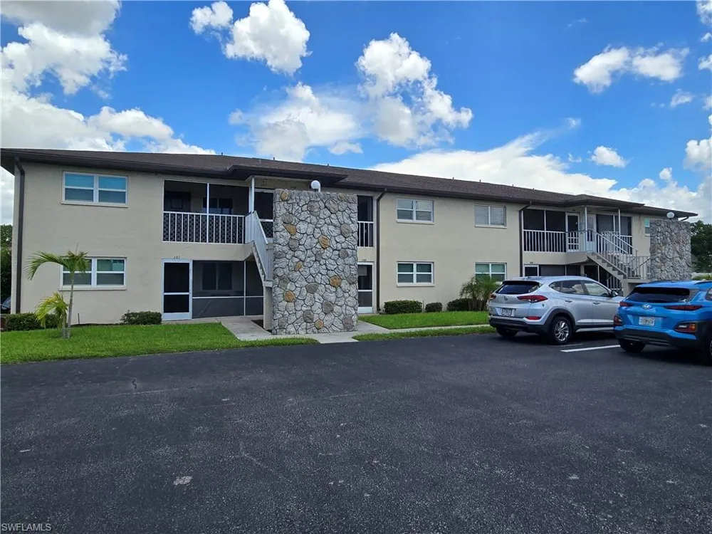 1617 SE 26th Street #202 Cape Coral, FL 33904