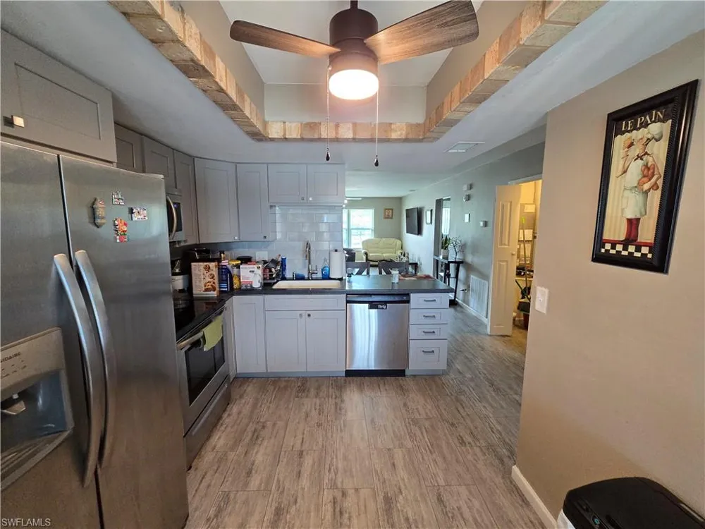 1617 SE 26th Street #202 Cape Coral, FL 33904