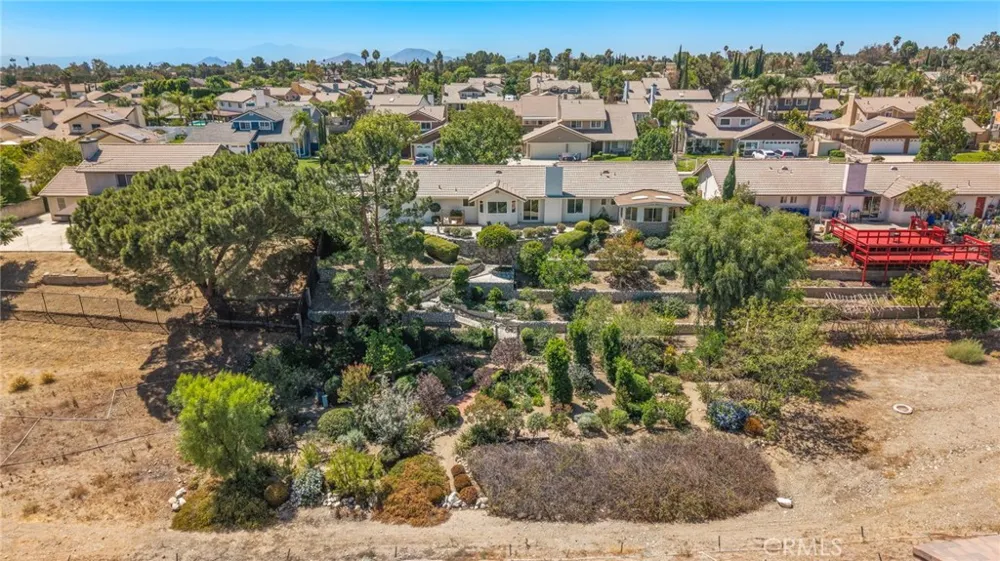 2437 Sycamore Rialto, CA 92377