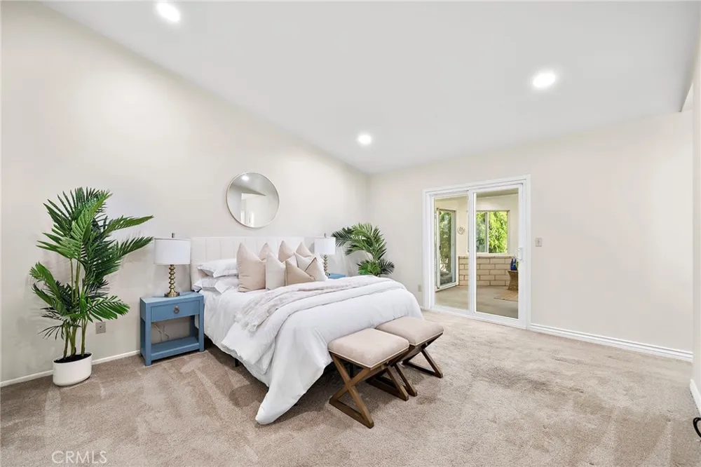 2437 Sycamore Rialto, CA 92377