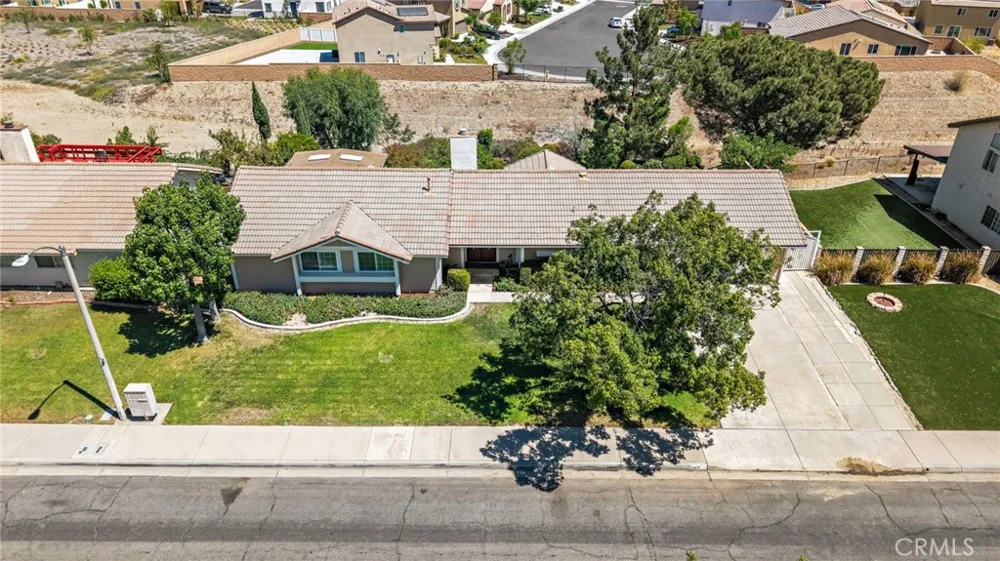 2437 Sycamore Rialto, CA 92377