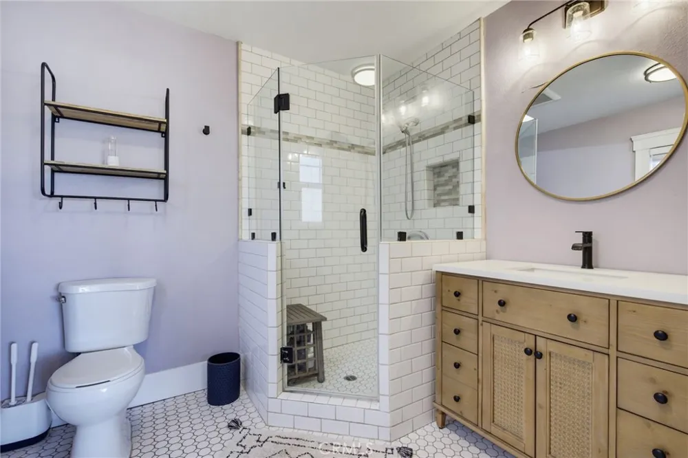 1754 Linden Avenue Long Beach, CA 90813