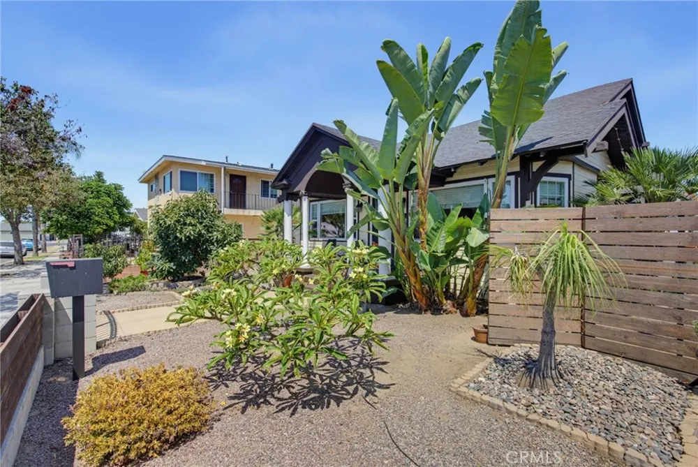 1754 Linden Avenue Long Beach, CA 90813