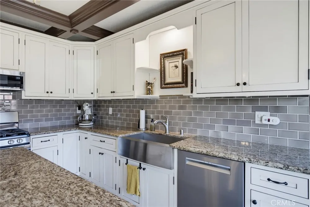 1754 Linden Avenue Long Beach, CA 90813