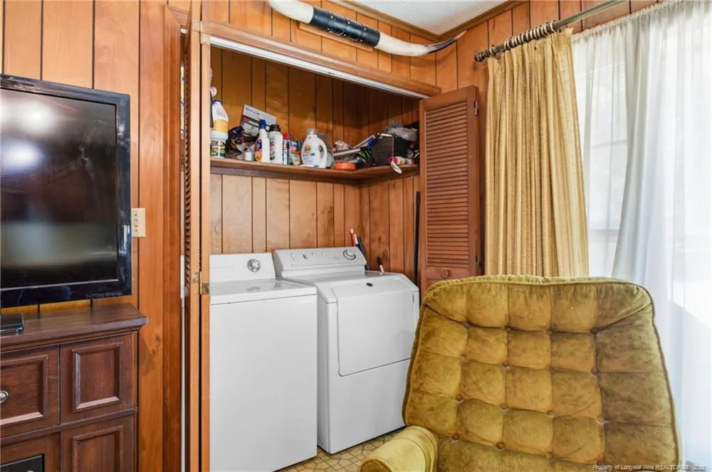 8220 NC 210 S Bunnlevel, NC 28323