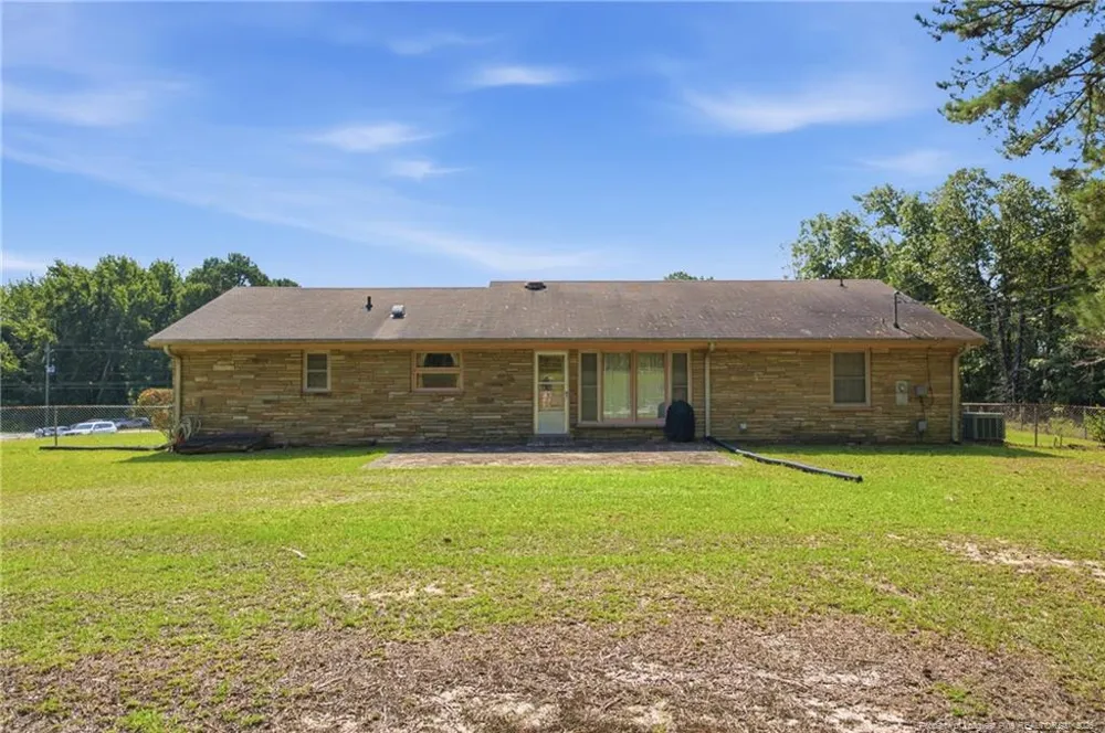 8220 NC 210 S Bunnlevel, NC 28323