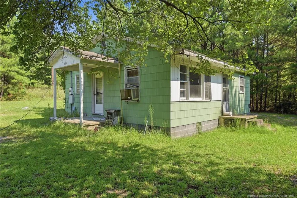 8220 NC 210 S Bunnlevel, NC 28323