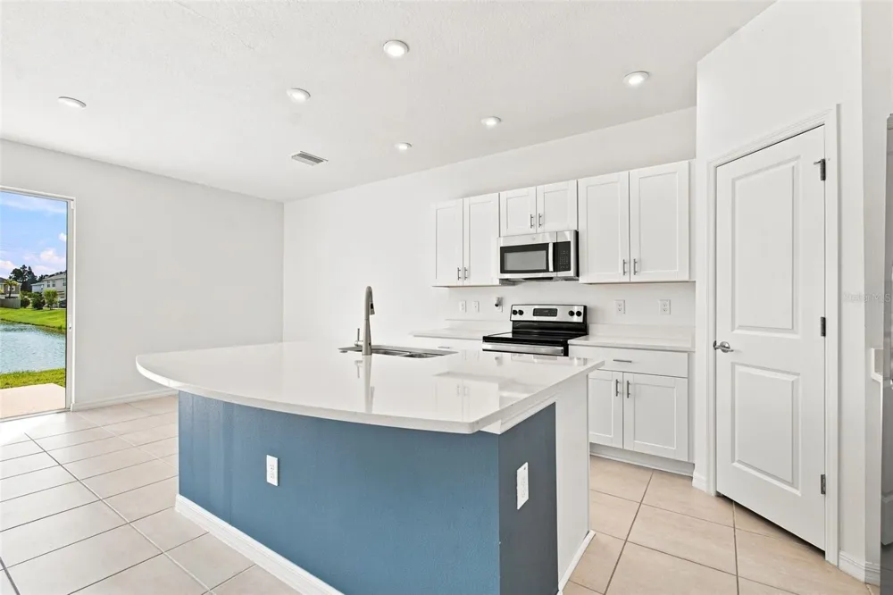 2274 ALEE LANE Wesley Chapel, FL 33543