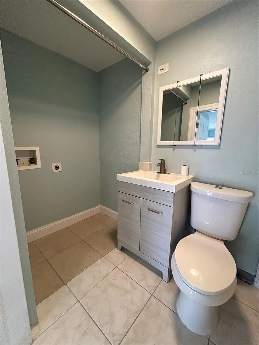 2216 WEBBER STREET #B Sarasota, FL 34239