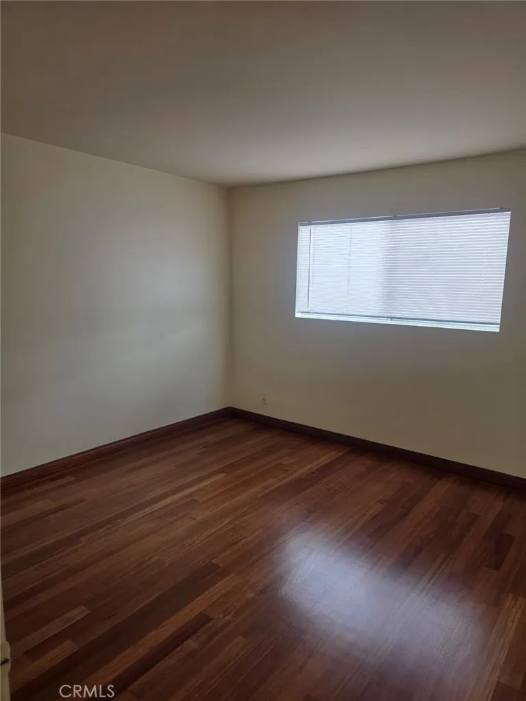 18601 Collins Street #D7 Tarzana, CA 91356