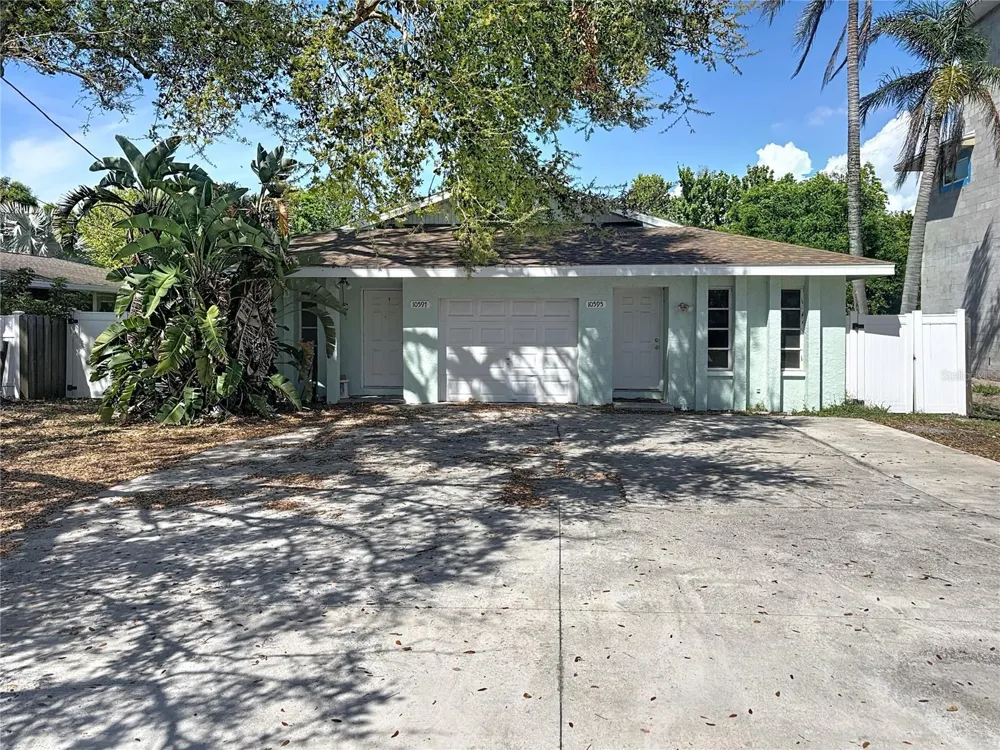 10597/10595 101ST AVENUE Seminole, FL 33772