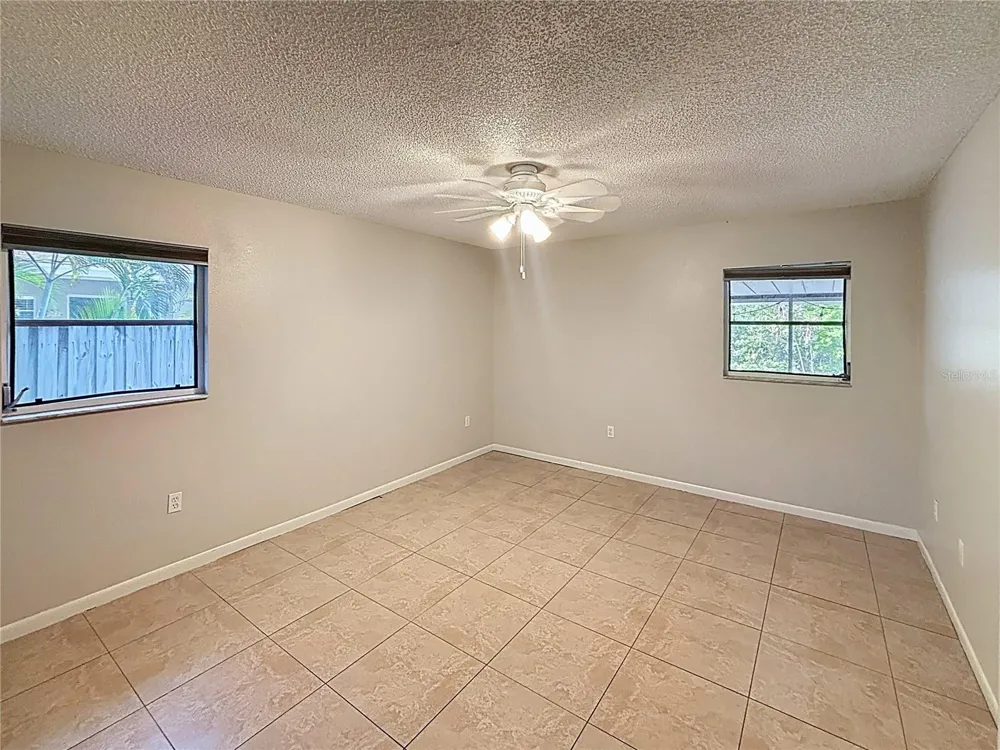 10597/10595 101ST AVENUE Seminole, FL 33772