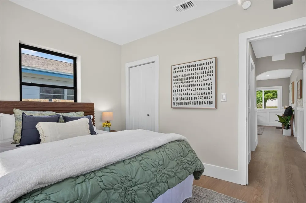 1234 17TH STREET St Petersburg, FL 33713