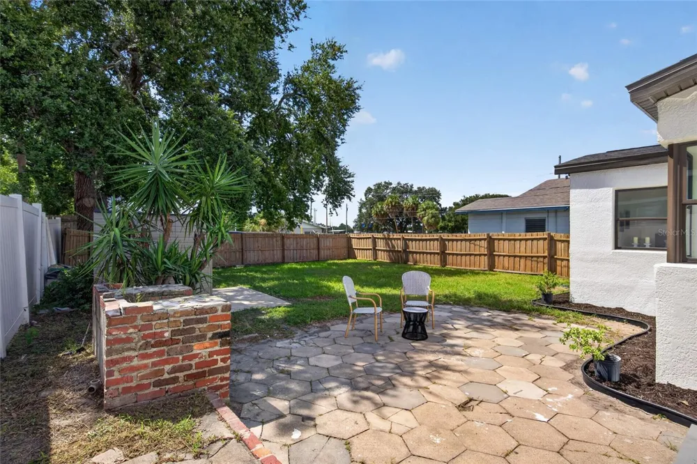 1234 17TH STREET St Petersburg, FL 33713