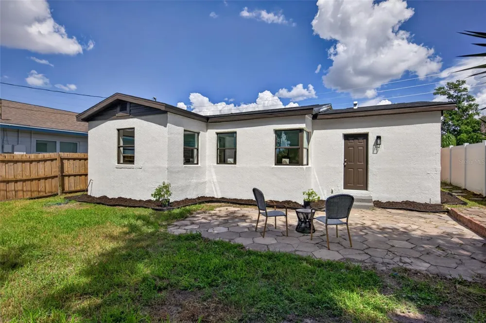 1234 17TH STREET St Petersburg, FL 33713