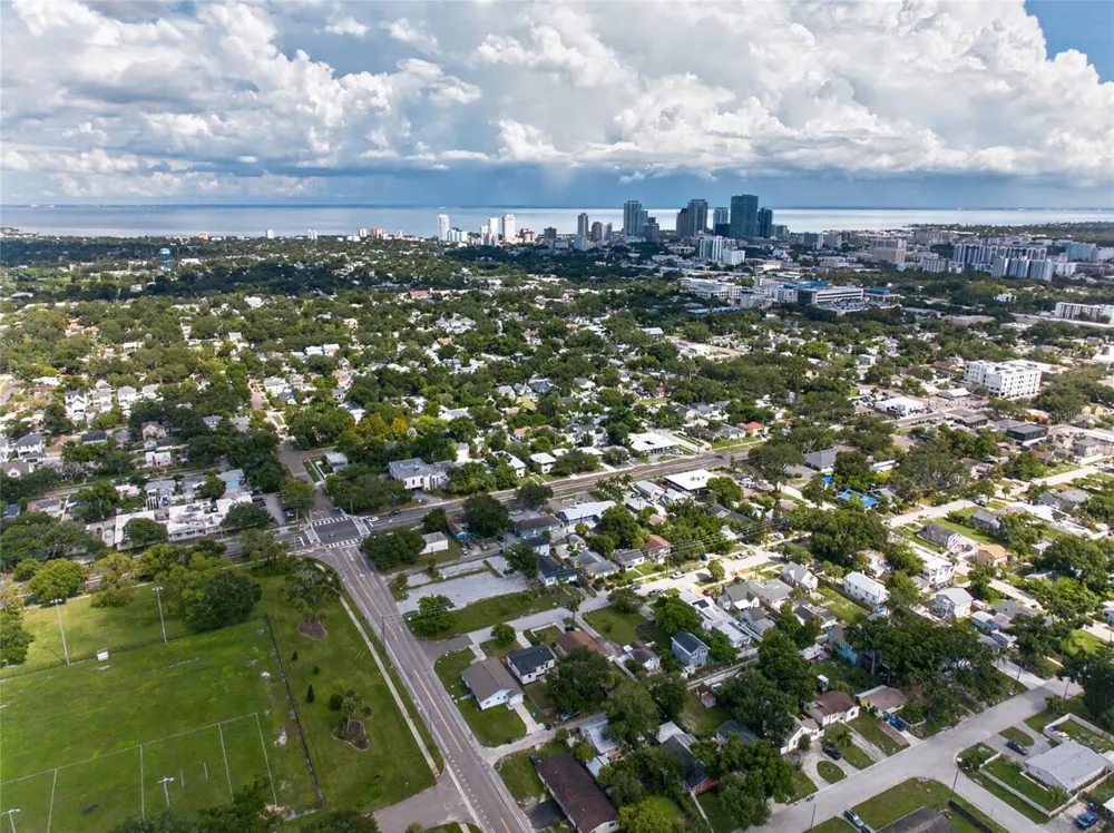 1234 17TH STREET St Petersburg, FL 33713
