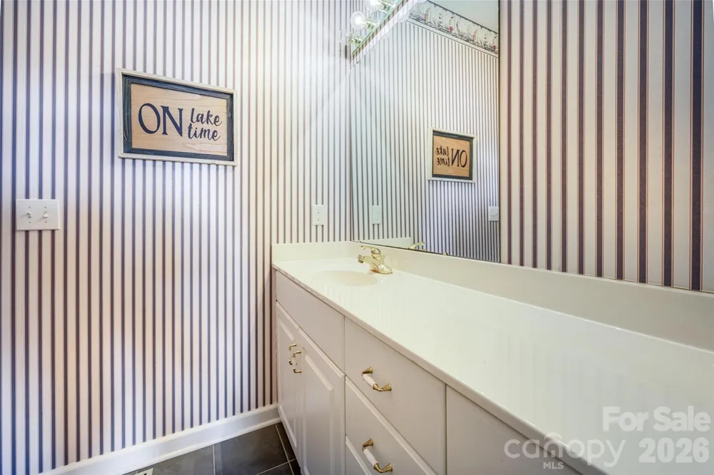 111 Leesburg Lane Troutman, NC 28166