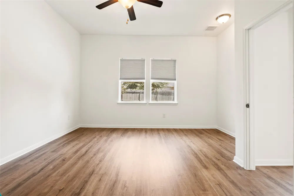 16536 Summery Street Manor, TX 78653