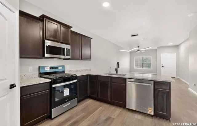 15022 HARBOR LNDG Von Ormy, TX 78073