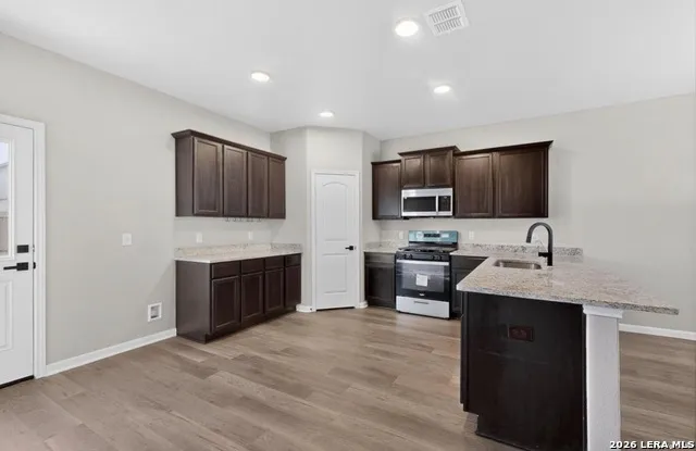 15022 HARBOR LNDG Von Ormy, TX 78073
