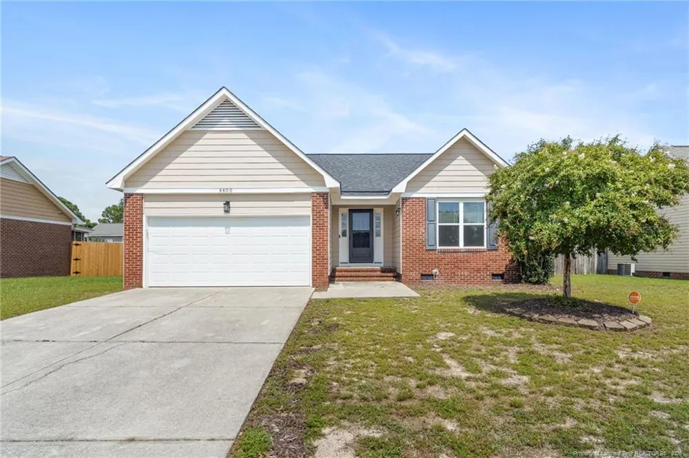 4400 Josh Court Hope Mills, NC 28348