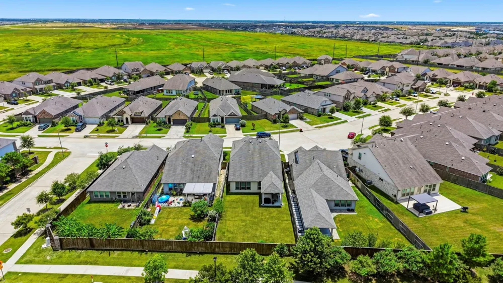 30010 Vallonea Oak Fulshear, TX 77423