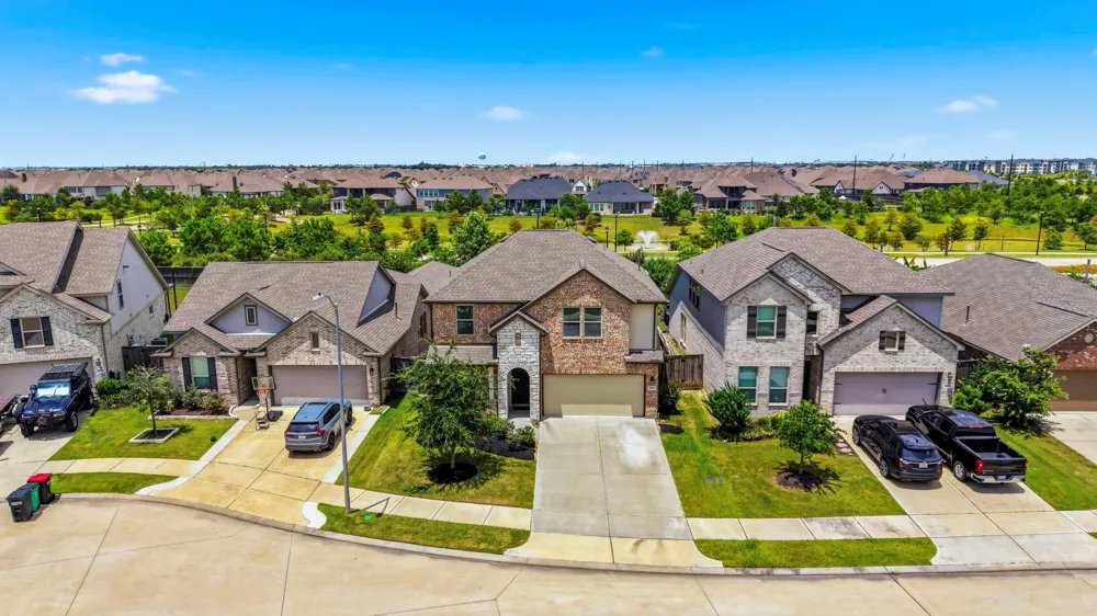 30010 Vallonea Oak Fulshear, TX 77423