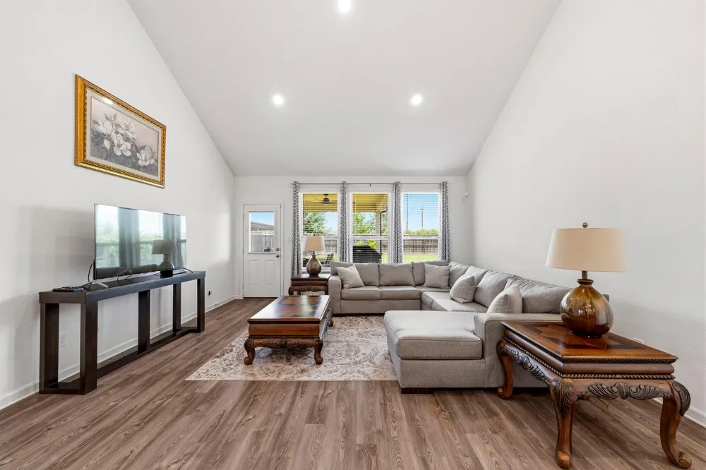 30010 Vallonea Oak Fulshear, TX 77423