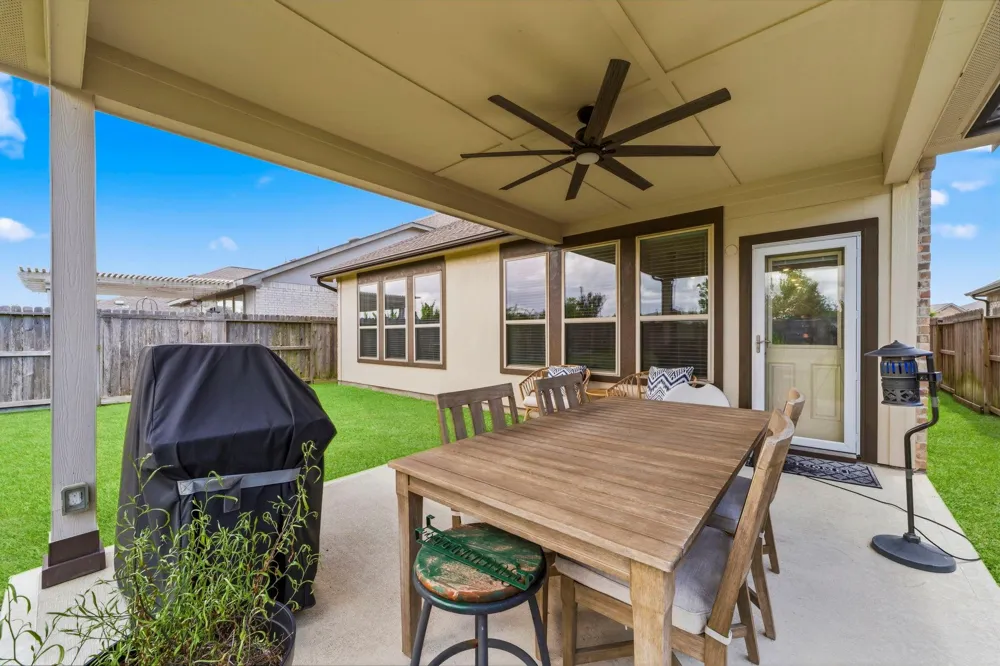 30010 Vallonea Oak Fulshear, TX 77423