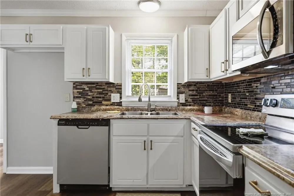 4384 Spinel Drive Fayetteville, NC 28311