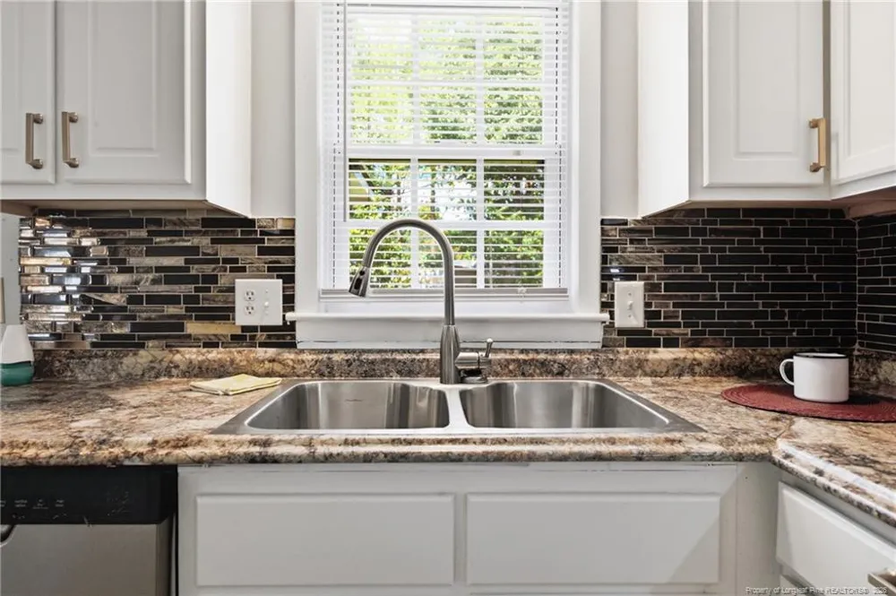 4384 Spinel Drive Fayetteville, NC 28311