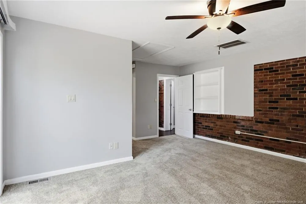 4384 Spinel Drive Fayetteville, NC 28311