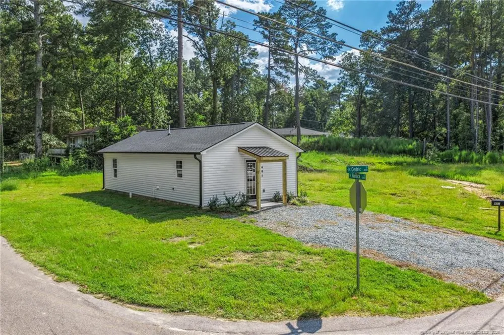 401 Cedric Street Fayetteville, NC 28303