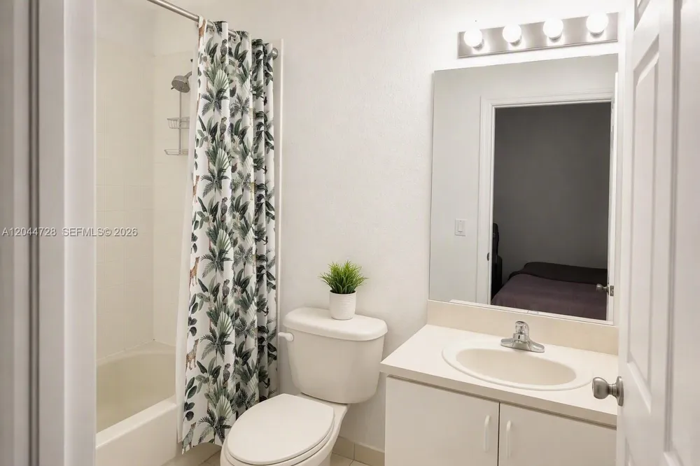 9133 SW 152nd Path Miami, FL 33196