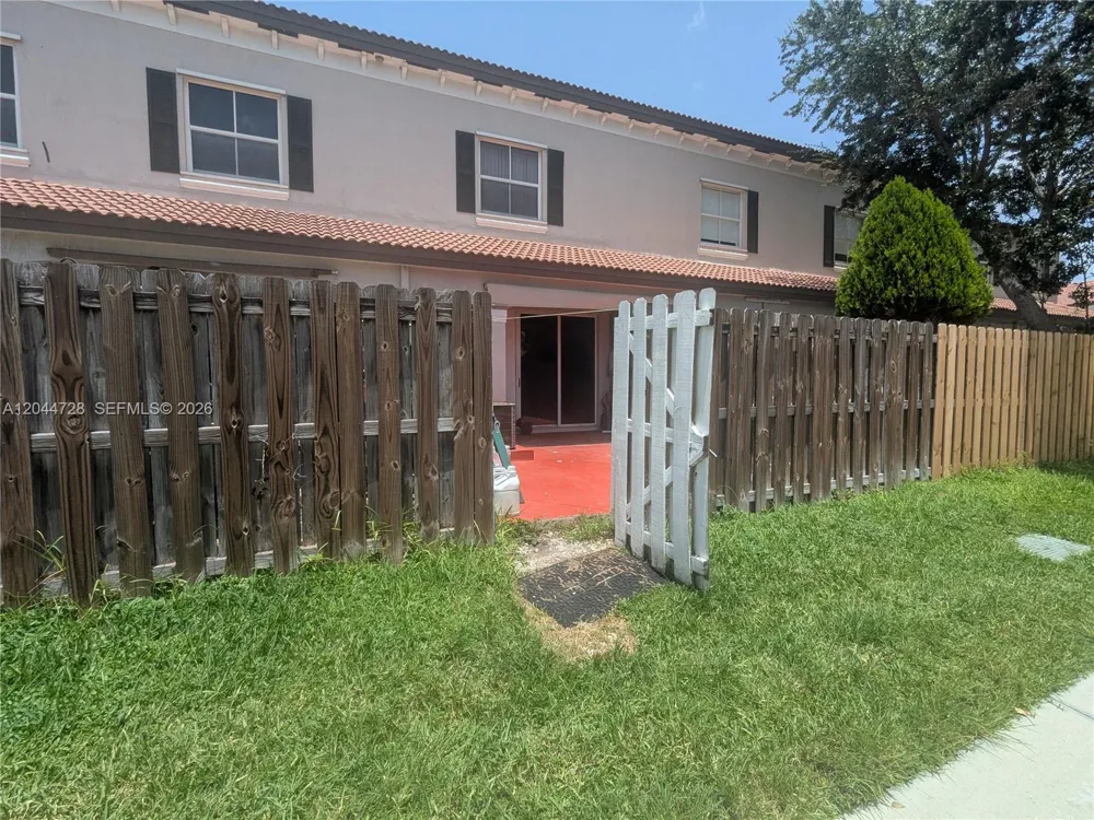 9133 SW 152nd Path Miami, FL 33196