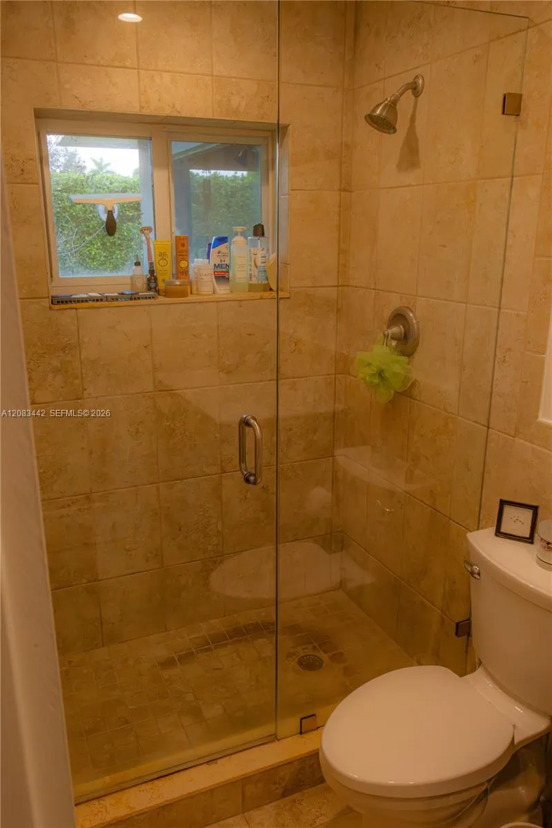 18124 SW 92nd Ct Palmetto Bay, FL 33157